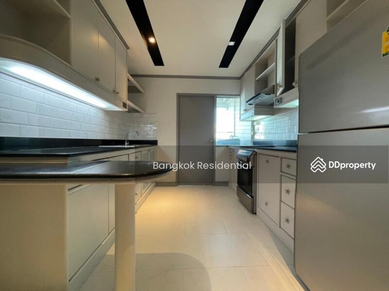 For Sale - D.S. Tower 1 Sukhumvit 33, Bangkok