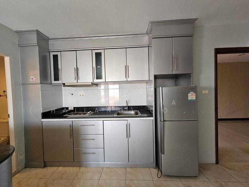 For Sale - Center Point Condominium, Chon Buri (Pattaya)