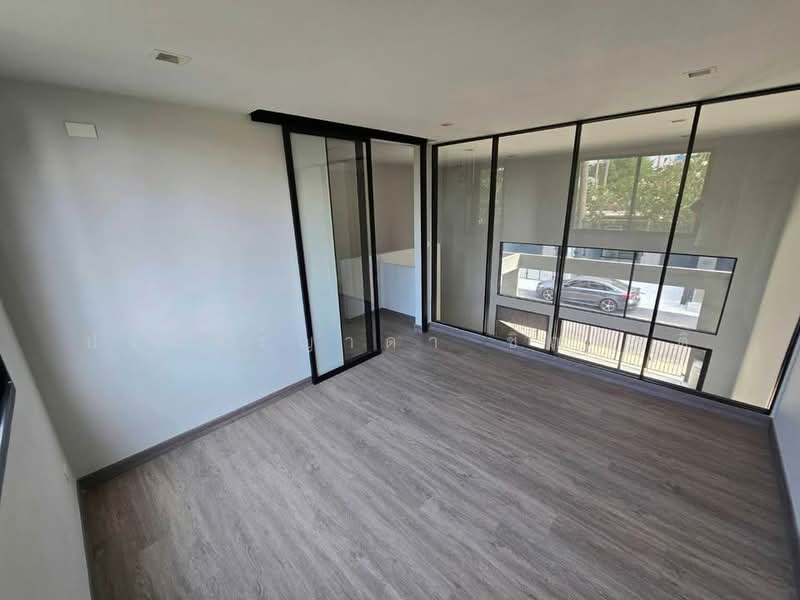 NUE Cove North Ratchapruek, Nonthaburi, 33 Moo 4, Ratchaphruek Road, Om Kret, Pak Kret, Nonthaburi, 4 Bedrooms, 194 sqm, Townhouse For Rent, by ปรินทร์ญาดา ชิณโชติ, 11788776 - DDproperty.com