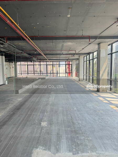 For Rent - Bangkok Retail Surawong BTS Chong Nonsi MRT Lumpini BRE23781, Bangkok