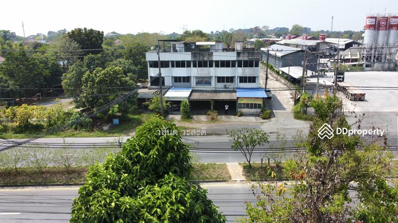 ขาย - ตึกแถว 3ชั้น ติดถนน ใกล้สามแยกบ้านนา-แก่งคอย พื้นที่ 29 ตร.ว. ทำเลดีค้าขายได้, นครนายก