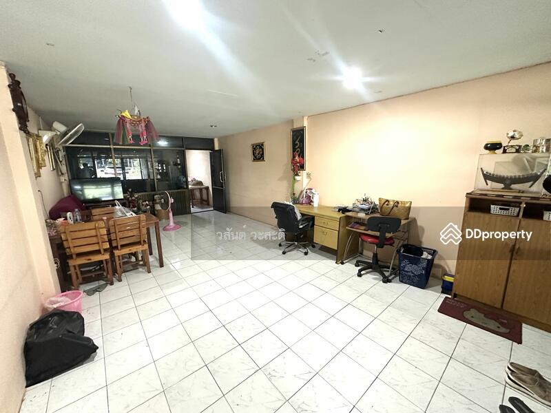 For Sale - ตึกแถว 3ชั้น ติดถนน ใกล้สามแยกบ้านนา-แก่งคอย พื้นที่ 29 ตร.ว. ทำเลดีค้าขายได้, Nakhon Nayok