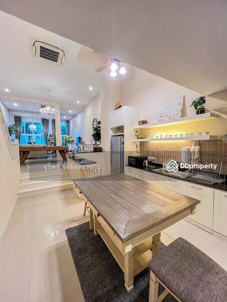 For Rent - Casalunar Village seansuk, Chon Buri