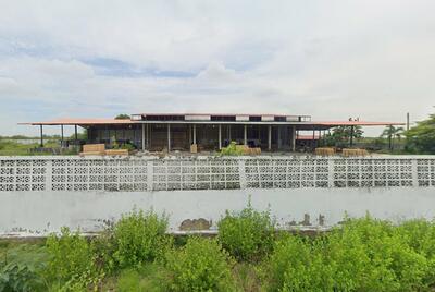 ขาย - ขายที่ดินพร้อมโกดังมีใบรง.4 เมืองชลบุรี คลองตำหรุ 4 ไร่ พื้นที่ใช้สอย1,200ตรม.ใกล้นิคมอมตะ-3กม., ชลบุรี