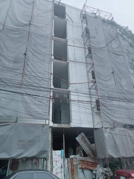 For Sale - ขาย อาคารอพาร์ทเม้นท์ 6 ชั้น ถนนรัชดาภิเษก เนื้อที่ 183 ตารางวา ปัจจุบันอาคารก่อสร้างได้ ประมาณ 70%, Bangkok