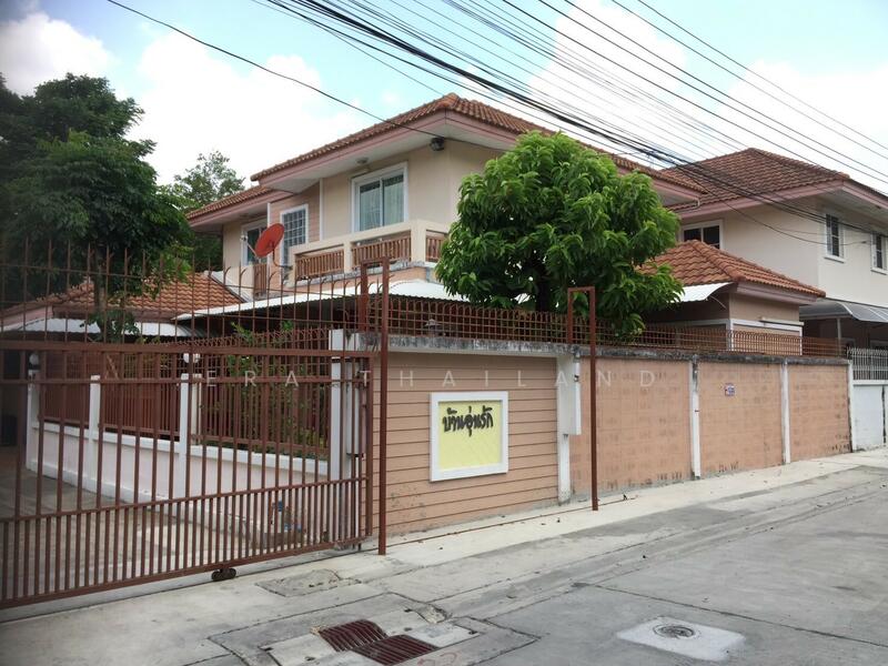 ขาย - ขายบ้านเดี่ยว หมู่บ้าน อุ่นรัก 150 ตร.ม. ใกล้ เซ็นทรัล อิสต์วิลล์, กรุงเทพ