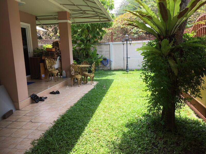 ขาย - ขายบ้านเดี่ยว หมู่บ้าน อุ่นรัก 150 ตร.ม. ใกล้ เซ็นทรัล อิสต์วิลล์, กรุงเทพ