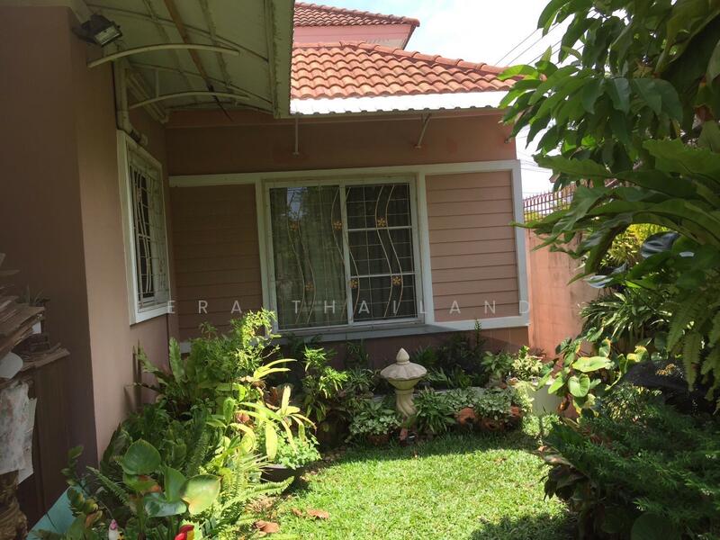 ขาย - ขายบ้านเดี่ยว หมู่บ้าน อุ่นรัก 150 ตร.ม. ใกล้ เซ็นทรัล อิสต์วิลล์, กรุงเทพ