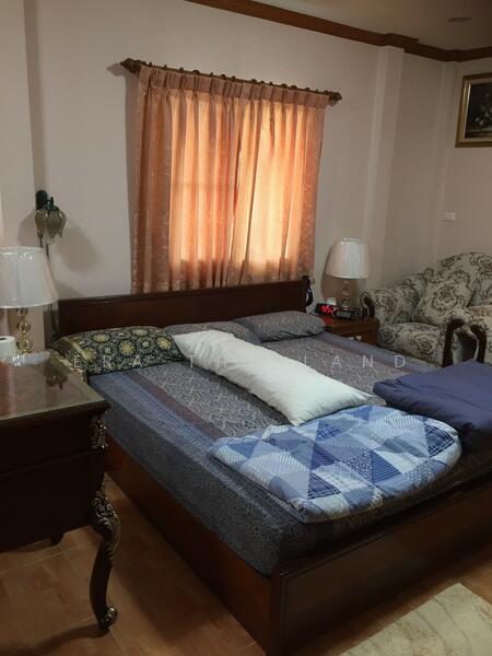 ขาย - ขายบ้านเดี่ยว หมู่บ้าน อุ่นรัก 150 ตร.ม. ใกล้ เซ็นทรัล อิสต์วิลล์, กรุงเทพ