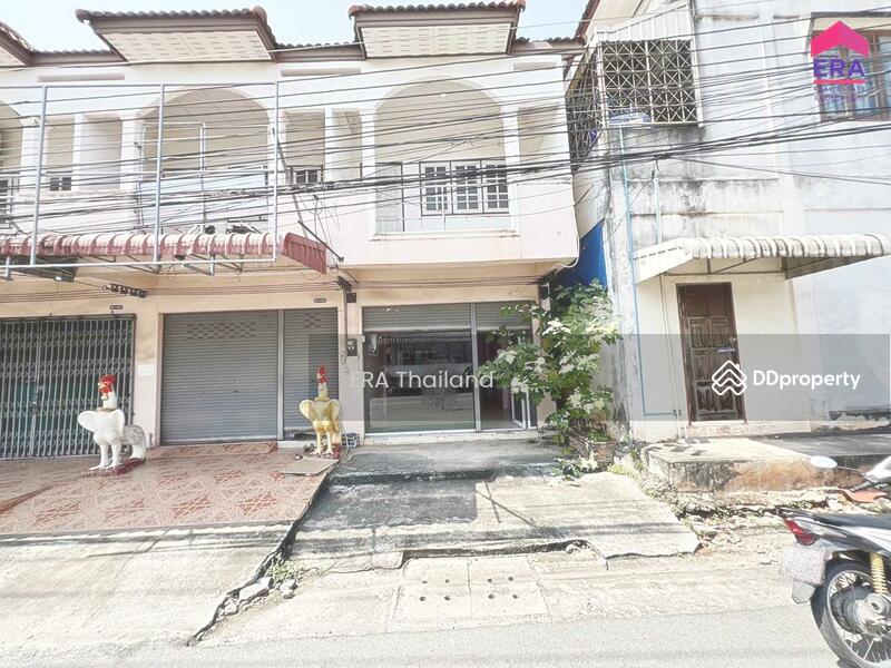 ขาย - ขาบทาวน์เฮ้าส์ ห้องริม 93.60 ตร.ม. ใกล้ ค่าย อส., สุราษฎร์ธานี