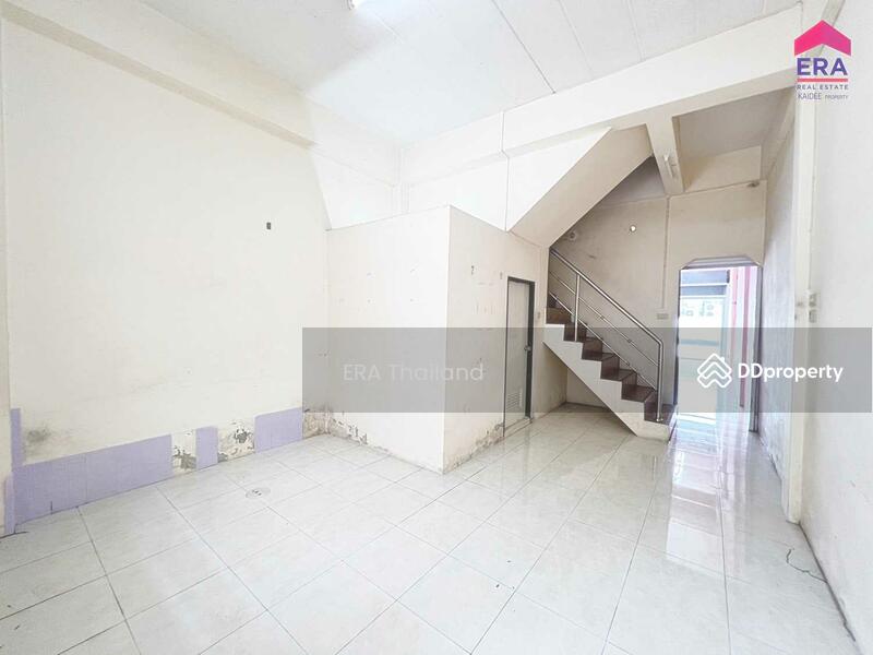 ขาย - ขาบทาวน์เฮ้าส์ ห้องริม 93.60 ตร.ม. ใกล้ ค่าย อส., สุราษฎร์ธานี