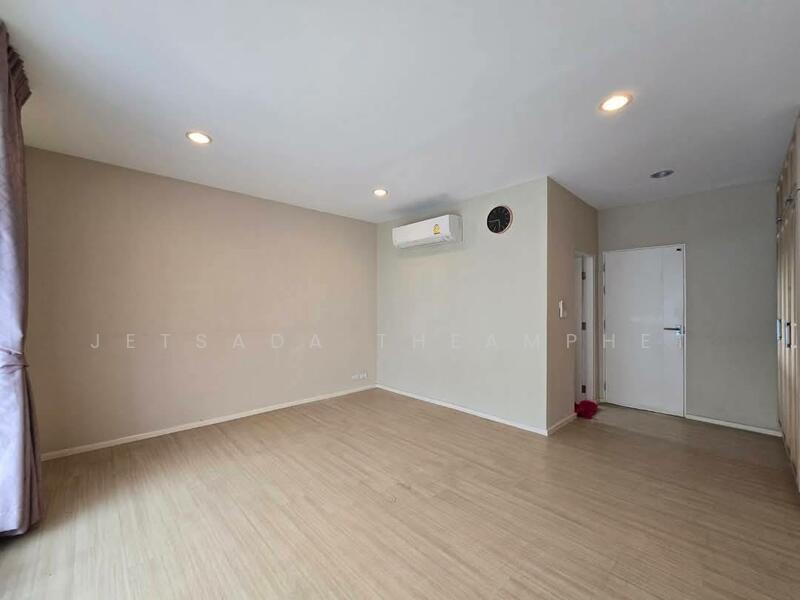 Baan Klang Muang Kaset-Nawamin : บ้านกลางเมือง เกษตร-นวมินทร์, กรุงเทพ, ซอยนวมินทร์ 70 แยก 11-2, คลองกุ่ม, บึงกุ่ม, กรุงเทพ, 166 ตร.ม., ทาวน์เฮ้าส์ ขาย, โดย Jetsada Theamphet, 11790866 - DDproperty.com