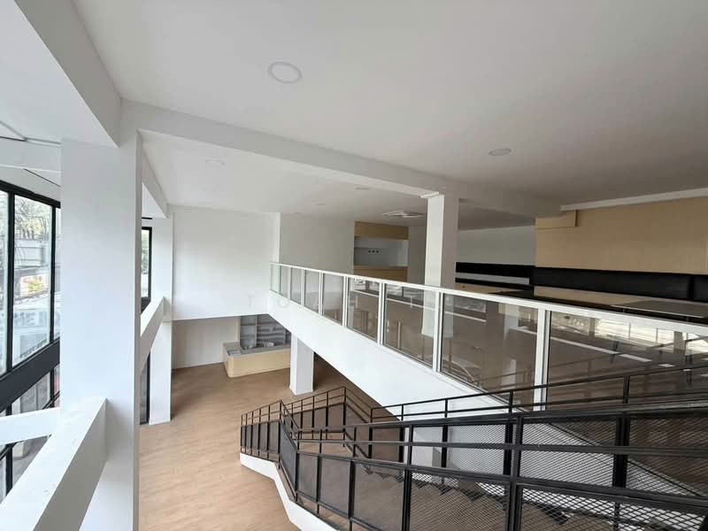 พื้นที่ให้เช่า เอกมัย สุขุมวิท : Space for rent Ekkamai Sukhumvit, Bangkok, Phra Kanong Nua, Watthana, Bangkok, , 265 sqm, Retail Space For Rent, by TOAH T., 11790881 - DDproperty.com