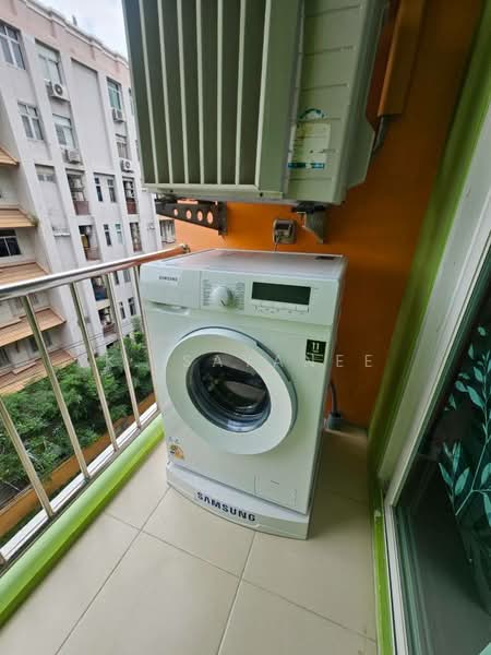 Emerald Residence Ratchada : เอ็มเมอรัล เรสซิเดนซ์ รัชดา, กรุงเทพ, ซอยรัชดา 7 (ซอยนาทอง แยก 9), ดินแดง, ดินแดง, กรุงเทพ, 30 ตร.ม., คอนโด ขาย, โดย Sayanee Apinunmahakun, 11790976 - DDproperty.com