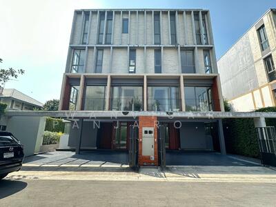 ขาย - ขายทาวน์โฮม 3ชั้น รามคำแหง 118 ใกล้ โรงเรียนนานาชาติAscot เนื้อที่ 36.4ตร.ว. 3 ห้องนอน 3ห้องน้ำ, กรุงเทพ