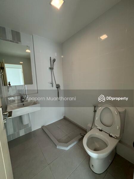 For Sale - Inizio 3 ปิ่นเกล้า-วงแหวน บ้านมุม รั้วสูง เป็นส่วนตัว สภาพดีเยี่ยม ราคาพิเศษมาก, Nonthaburi