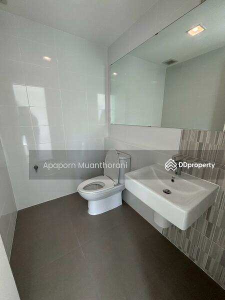 For Sale - Inizio 3 ปิ่นเกล้า-วงแหวน บ้านมุม รั้วสูง เป็นส่วนตัว สภาพดีเยี่ยม ราคาพิเศษมาก, Nonthaburi