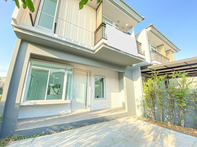 For Sale - Inizio 3 ปิ่นเกล้า-วงแหวน บ้านมุม รั้วสูง เป็นส่วนตัว สภาพดีเยี่ยม ราคาพิเศษมาก, Nonthaburi