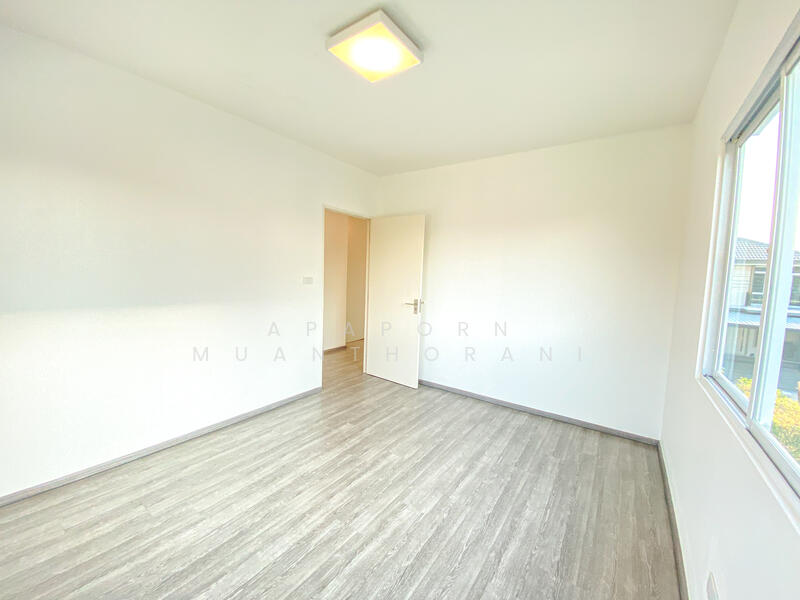 Inizio 3 ปิ่นเกล้า-วงแหวน บ้านมุม รั้วสูง เป็นส่วนตัว สภาพดีเยี่ยม ราคาพิเศษมาก, นนทบุรี, ศาลากลาง, บางกรวย, นนทบุรี, 169 ตร.ม., บ้านเดี่ยว ขาย, โดย Apaporn Muanthorani, 11791649 - DDproperty.com