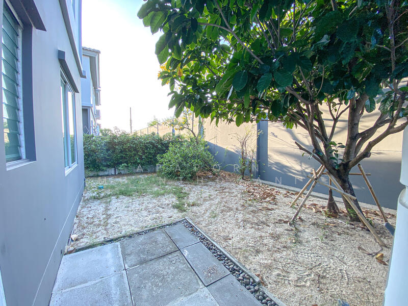 For Sale - Inizio 3 ปิ่นเกล้า-วงแหวน บ้านมุม รั้วสูง เป็นส่วนตัว สภาพดีเยี่ยม ราคาพิเศษมาก, Nonthaburi