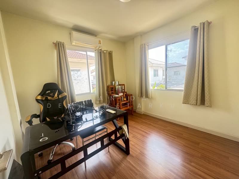 หมู่บ้านชลลดา สุวรรณภูมิ, Samut Prakan, Srisa Chorakhe Noi, Bang Sao Thong, Samut Prakan, 4 Bedrooms, 150 sqm, Single Detached House For Sale, by Wanida Dechametarkul, 11792092 - DDproperty.com