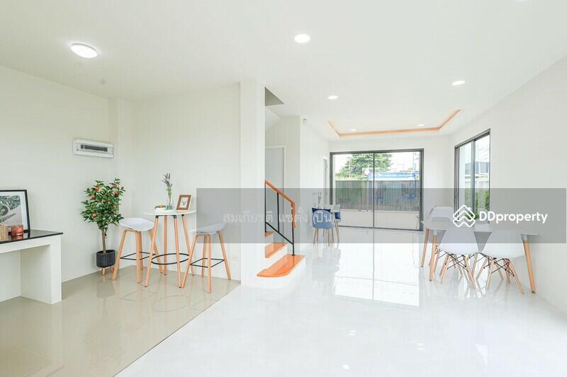 ขาย - ขายบ้านเดี่ยว 2 ชั้น บ้านใหม่สไตล์นอร์ดิก 4 ห้องนอน 3 ห้องน้ำ ใจกลางเมืองสามพราน, นครปฐม