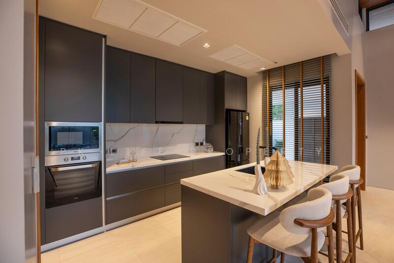 2R0844 Pool villa for rent 4 bedroom 5 bathroom 210,000/month at cherngtalay,thalang, Phuket, Choeng Thale, Thalang, Phuket, 4 Bedrooms, 500 sqm, Villa For Rent, by PK LIFE Property, 11792302 - DDproperty.com