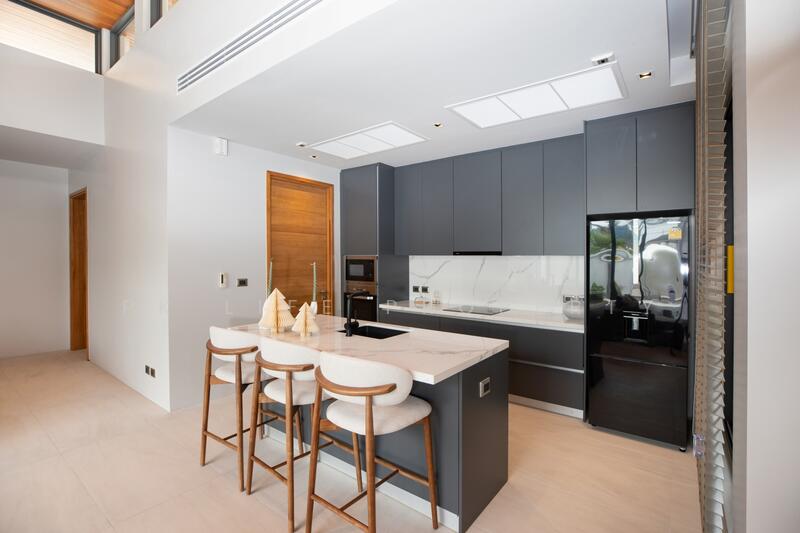 2R0844 Pool villa for rent 4 bedroom 5 bathroom 210,000/month at cherngtalay,thalang, Phuket, Choeng Thale, Thalang, Phuket, 4 Bedrooms, 500 sqm, Villa For Rent, by PK LIFE Property, 11792302 - DDproperty.com
