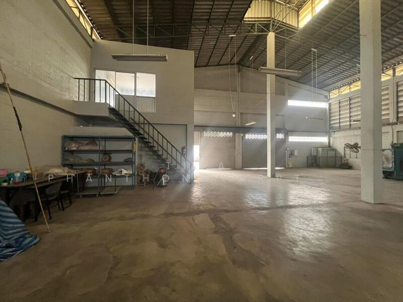 ให้เช่า - โกดังพร้อมสำนักงาน@ คลองสี่ ปทุมธานี, ปทุมธานี