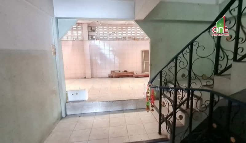 อาคารพาณิชย์ 3 ชั้น ถนนเจริญกรุง ซ.107 แยก 11, Bangkok, Bang Kho Laem, Bangkok, , 432 sqm, Shophouse For Sale, by พิมพ์พิชชา สายชลประสิทธิ์, 11792883 - DDproperty.com