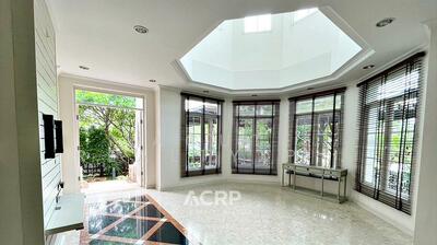 ขาย - Narasiri Sathorn-Wongwaen : นาราสิริ สาทร - วงแหวน, กรุงเทพ