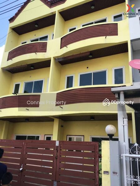 ขาย - ทาวน์เฮ้าส์ 3 ชั้น ซอยลาดปลาเค้า 51 จรเข้บัว, กรุงเทพ