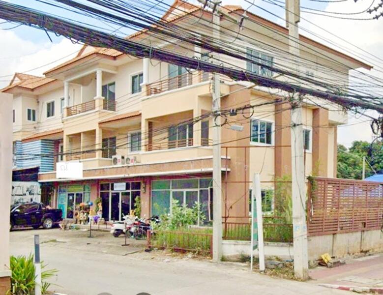 For Rent - The First Home Wongwaen-Lamlukka, Pathum Thani