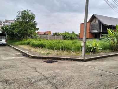 For Sale - Panya Pattanakarn Village, Bangkok