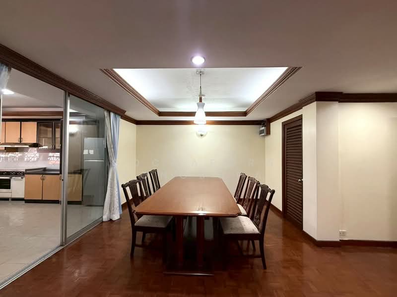 Apartment at Sukhumvit 26, Bangkok, Khlong Tan Nua, Watthana, Bangkok, 3 Bedrooms, 250 sqm, Apartment For Rent, by Gochaporn Fongsupa, 11793751 - DDproperty.com
