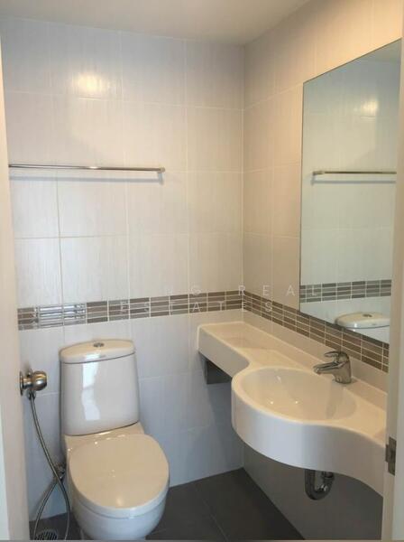 Lumpini Park Rama 9-Ratchada, Bangkok, 888 Chaturathit Road, Bang Kapi, Huai Khwang, Bangkok, 1 Bedroom, 27 sqm, Condo For Rent, by Living Real Estates, 11793887 - DDproperty.com