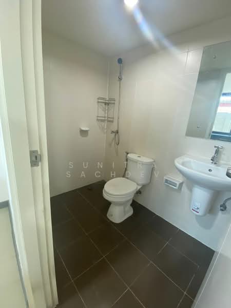 Pruksa Ville 57 Pattanakarn, Bangkok, Soi Pattanakarn 38, Suan Luang, Suan Luang, Bangkok, 3 Bedrooms, 160 sqm, Townhouse For Rent, by Sunitra Sachdev, 11793919 - DDproperty.com