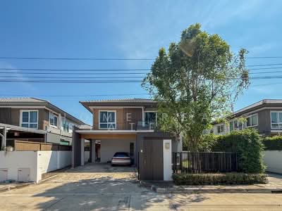 ขาย - Mantana Srinakarin-Romklao : มัณฑนา ศรีนครินทร์-ร่มเกล้า, กรุงเทพ