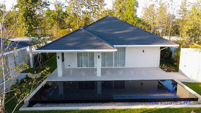 ขาย - ขายบ้าน น้ำแพร่ อ.หางดง บ้านพูลวิลล่าใหม่ 5 ห้องนอน บนพื้นที่ 245 ตร.ว, เชียงใหม่