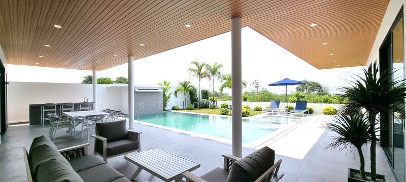 3 Bedrooms Luxury Pool Villa in Chaiyapruek - Pattaya for Sale, Chon Buri (Pattaya), Nong Pru, Bang Lamung (Pattaya), Chon Buri (Pattaya), 3 Bedrooms, 380 sqm, Villa For Sale, by PLC Real Estate, 11796916 - DDproperty.com