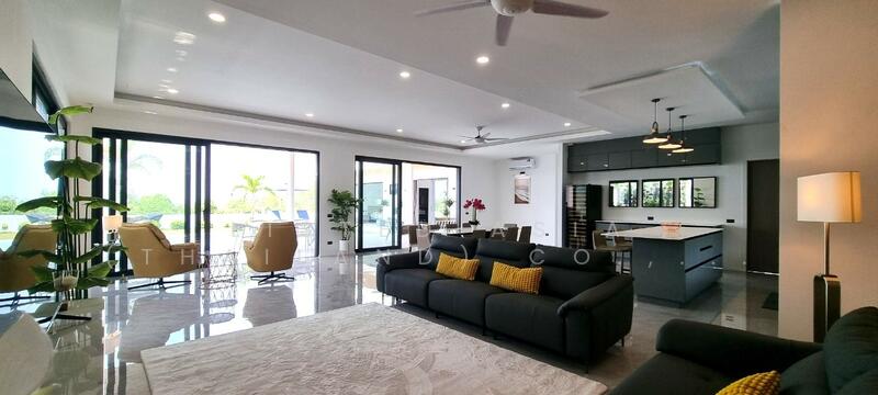 3 Bedrooms Luxury Pool Villa in Chaiyapruek - Pattaya for Sale, Chon Buri (Pattaya), Nong Pru, Bang Lamung (Pattaya), Chon Buri (Pattaya), 3 Bedrooms, 380 sqm, Villa For Sale, by PLC Real Estate, 11796916 - DDproperty.com