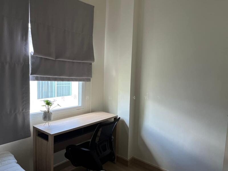 ให้เช่า - ให้เช่าบ้านแฝด ม.ทริโอทาวน์ นาพร้าว ศรีราชา พร้อมอยู่, ชลบุรี