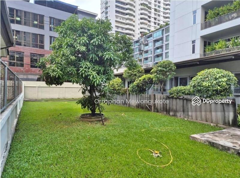 For Rent - Land 96 sqw with House close to Terminal 21 and BTS Asoke, Bangkok