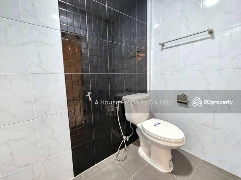 For Sale - Jittaaree Village, Sahapat Group, newly renovated, Chon Buri