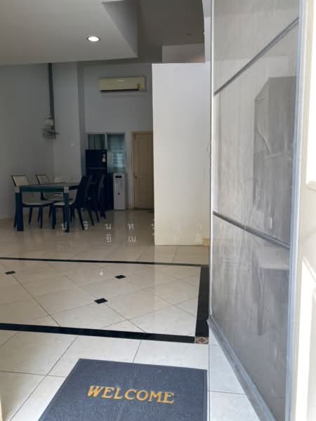 Baan Klang Muang Swiss Town Kaset-Nawamin, Bangkok, Soi Moobaan Klang Mueng, Chorake Bua, Lat Phrao, Bangkok, 3 Bedrooms, 240 sqm, Townhouse For Rent, by ปรินทร์ญาดา ชิณโชติ, 11798907 - DDproperty.com