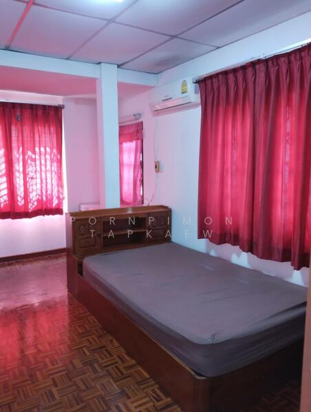 ขายบ้านเดี่ยว ซอยพหลโยธิน, Bangkok, Anusaowari, Bang Khen, Bangkok, 4 Bedrooms, 180 sqm, Single Detached House For Sale, by Pornpimon Tapkaew, 11799060 - DDproperty.com