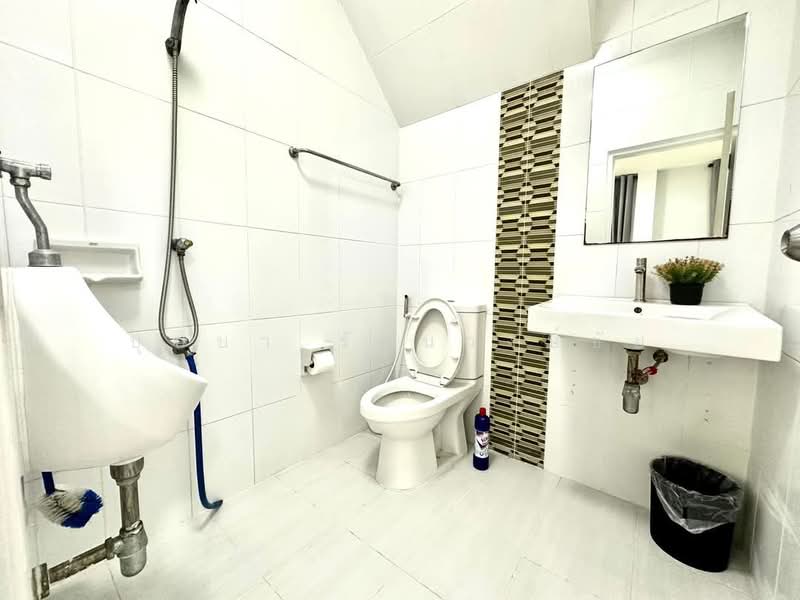 ทำเลซอยคุ้มเกล้า 39 ให้เช่าบ้านเดี่ยว 2 ชั้น รีโนเวทใหม่ แต่งครบ พร้อมอยู่จดทะเบียนบริษัทได้, Bangkok, คุ้มเกล้า, Lam Pla Tiew, Lat Krabang, Bangkok, 3 Bedrooms, 200 sqm, Single Detached House For Rent, by บุษบา รัตนวงษ์ชัย, 11799161 - DDproperty.com