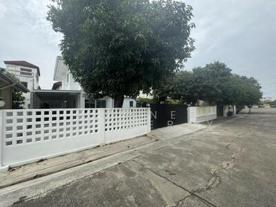 ขาย - Maneeya Tha It มณียา ท่าอิฐ, นนทบุรี