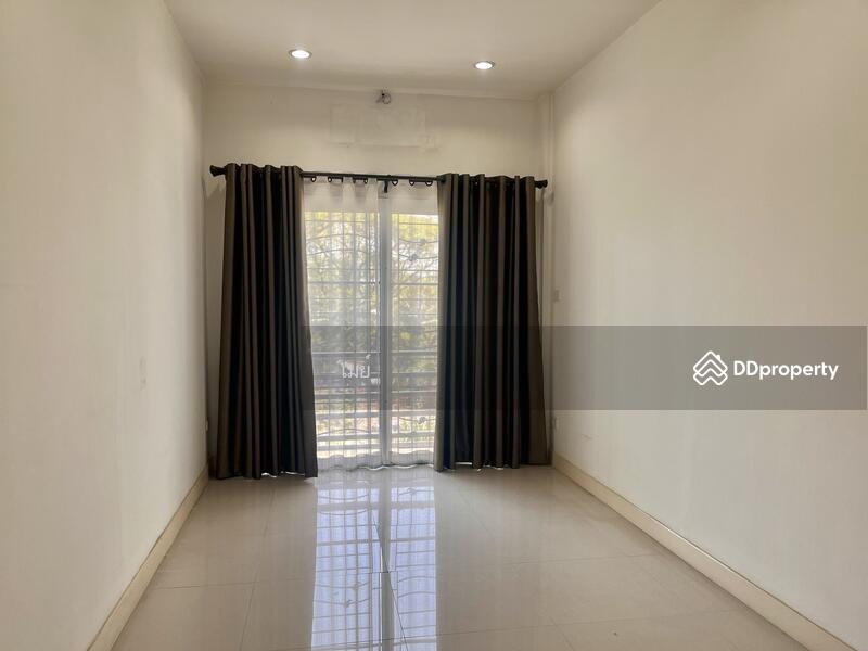 For Rent - 3-storey commercial building, Chiang Mai