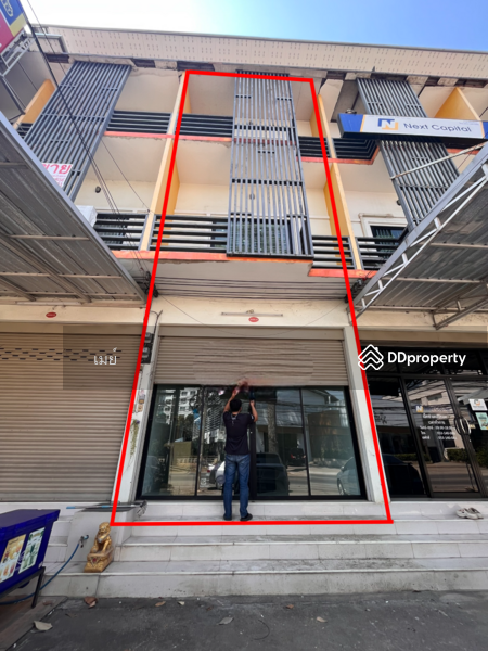 For Rent - 3-storey commercial building, Chiang Mai